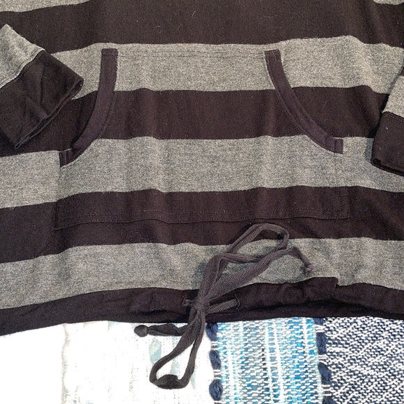 Kensie Striped Jersey Top-medium - Picture 3 of 4
